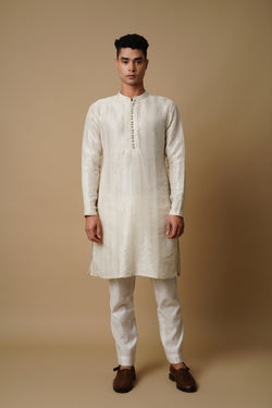 White Kurta Set in Handloom Chanderi