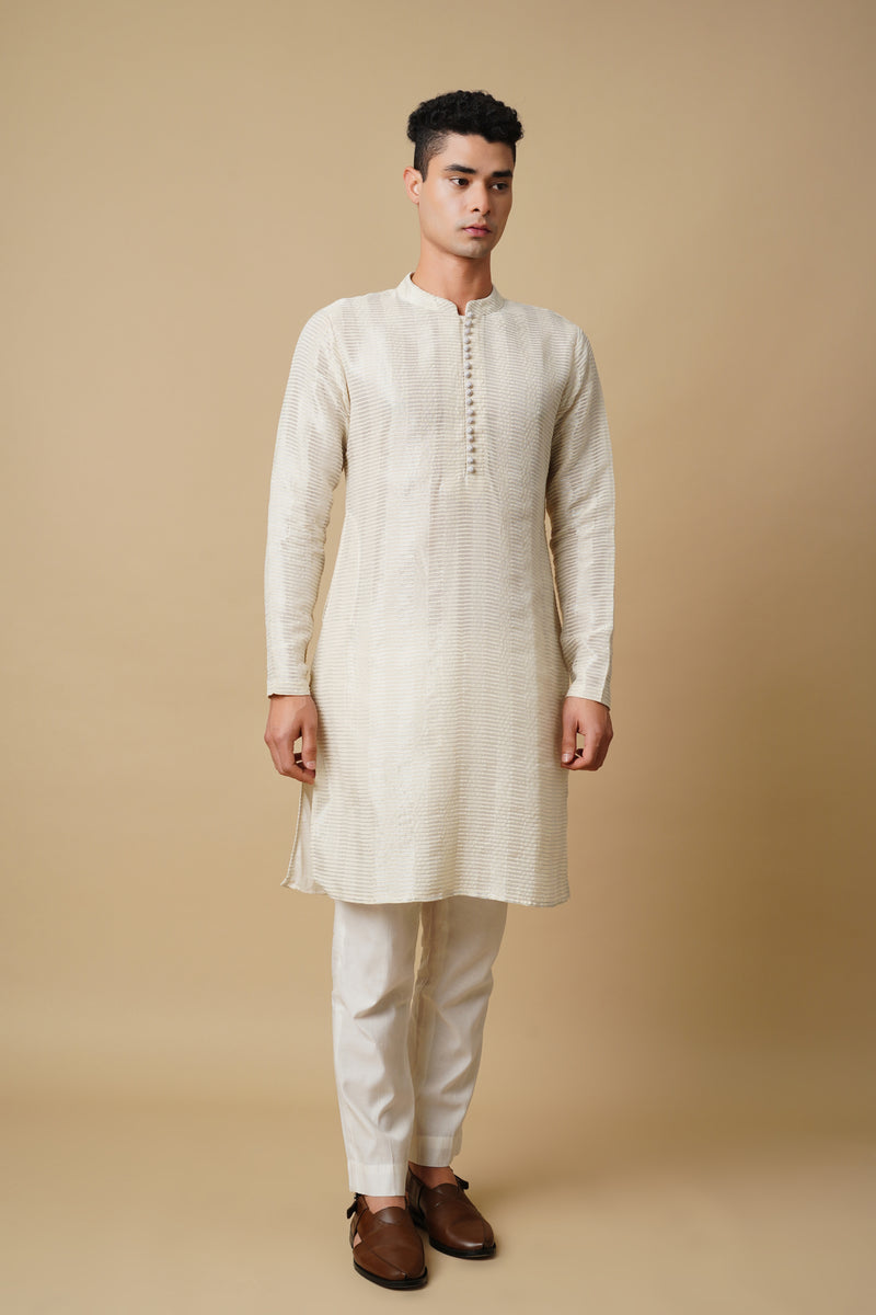 White Kurta Set in Handloom Chanderi