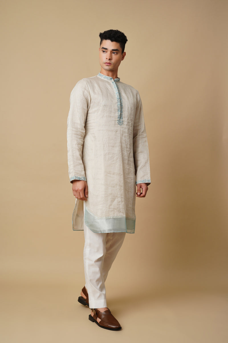 White Kurta Set in Handloom Chanderi Tissue